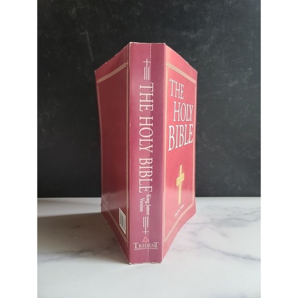 The Holy Bible King James Version - Picture 10 of 10